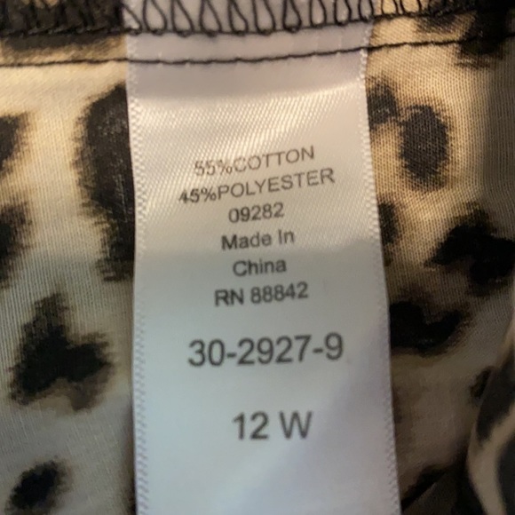 5/$25 Roamans animal print button down size 12W - Picture 6 of 9